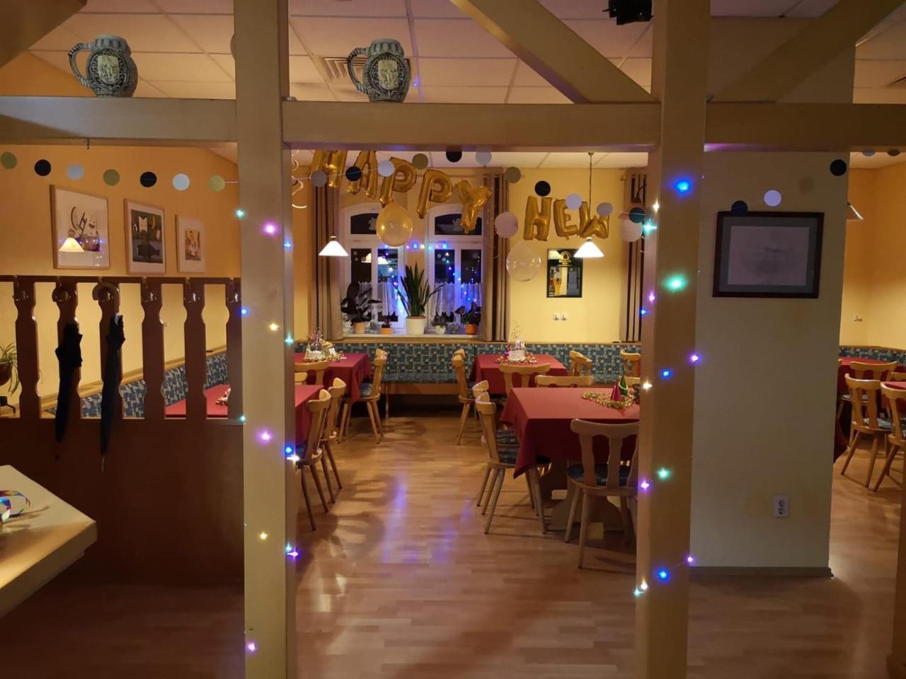 Gasthof Zum Alten Schulmeister Harra المظهر الخارجي الصورة